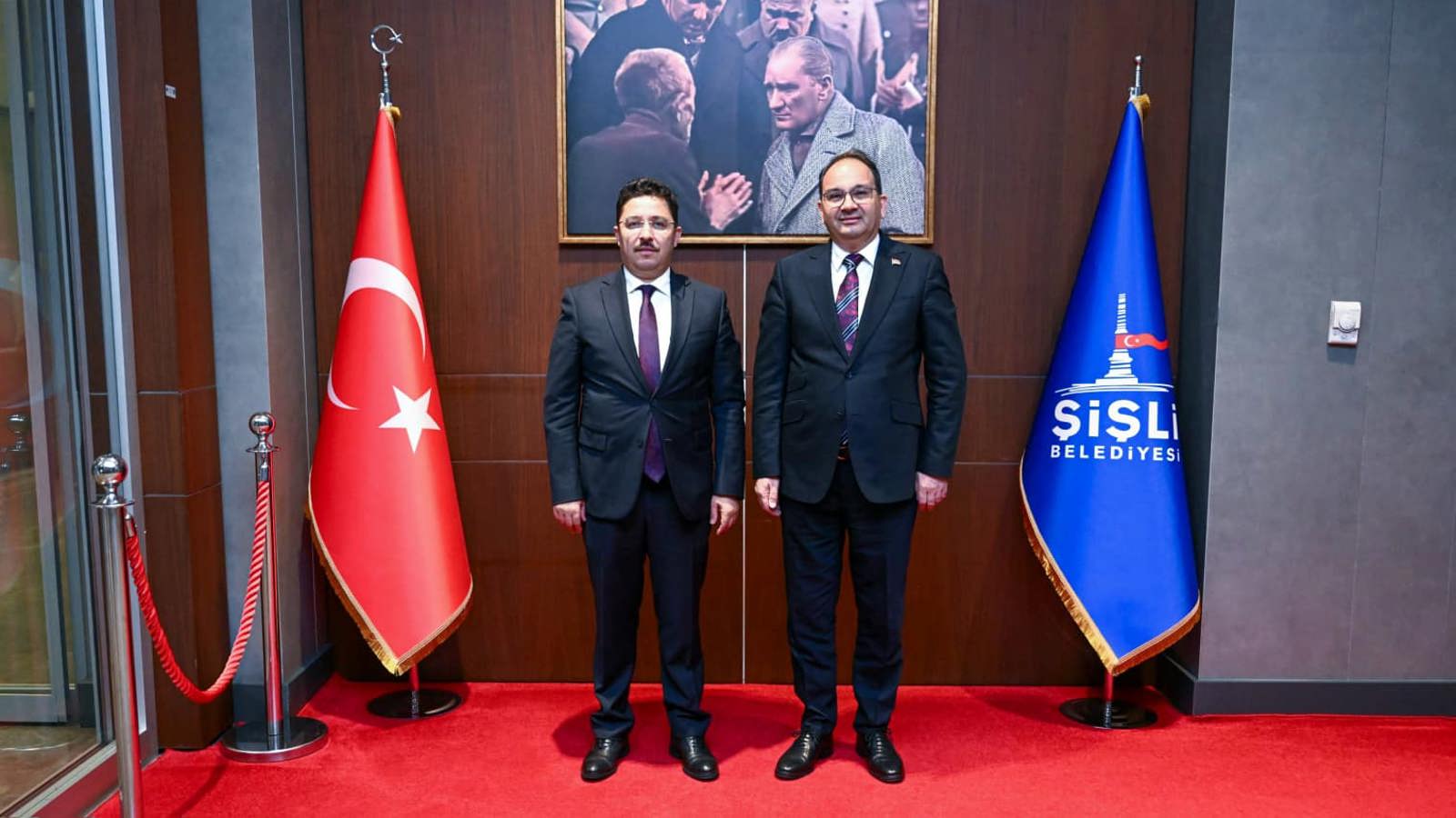 ŞİŞLİ KAYMAKAMI CEVDET ERTÜRKMEN, BELEDİYE BAŞKAN VEKİLİ AYHAN TERZİ'Yİ ZİYARET ETTİ