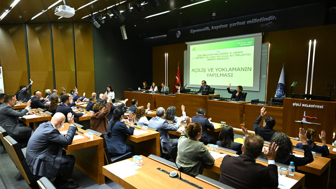 ŞİŞLİ BELEDİYE MECLİSİ EYLÜL AYI TOPLANTILARININ BİRİNCİ OTURUMU GERÇEKLEŞTİ
